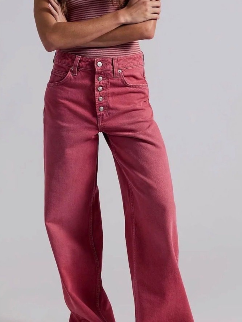 Free People We the Free Nia Boyfriend button fly jeans size 25